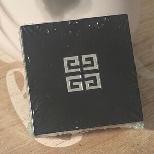 Givenchy Prisme Libre 03 Voile Rose Loose Powder .14 oz Brand new mini